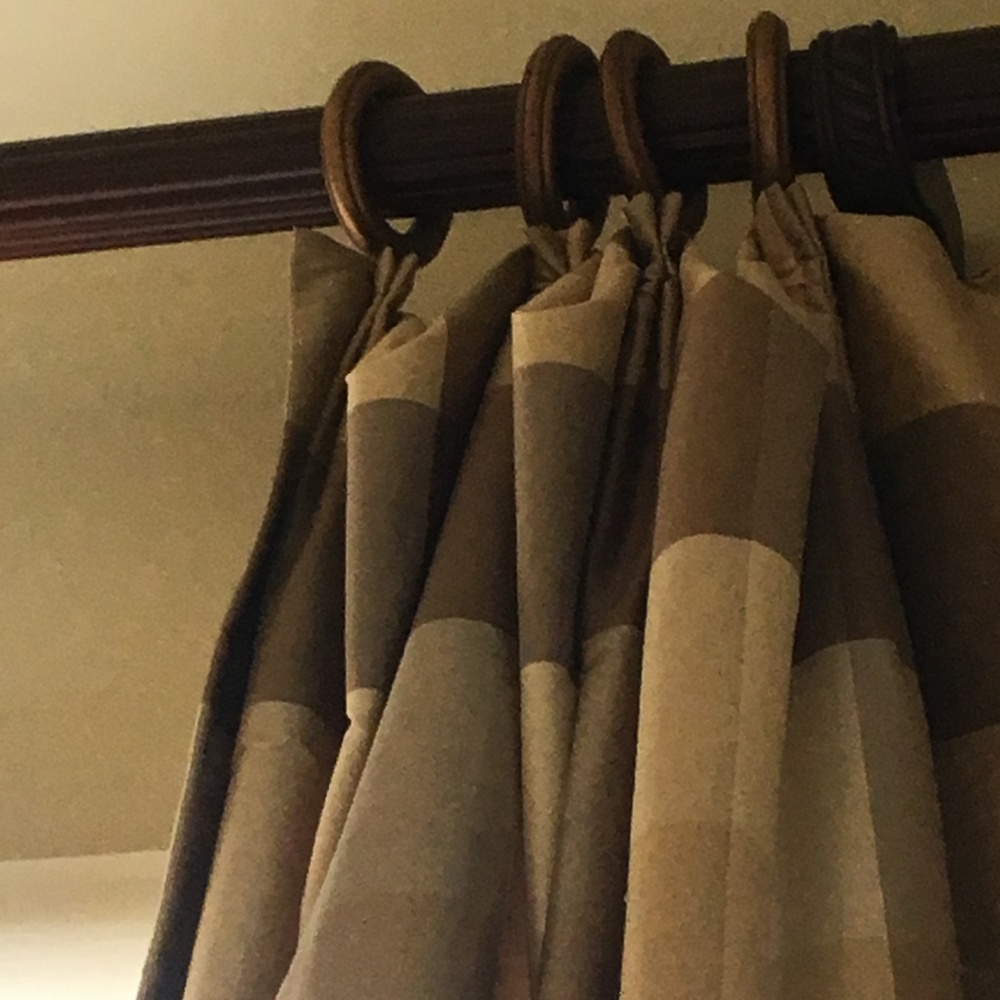 Designer Bedding Set - Picture 6 of 8